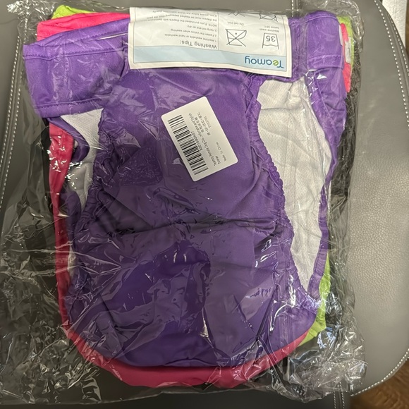 Reusable Dog Diaper XL 4 pack NWT - Picture 1 of 4